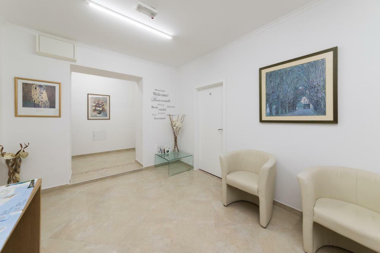 Accommodation Iva Zadar Eksteriør bilde